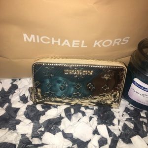 Michael Kors wallet
